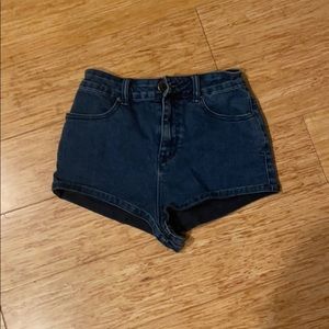High waisted short